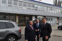 Slovensko hospodárstvo priemysel návštevy premiér|