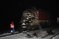 Zrážka vlaku s posypovým autom