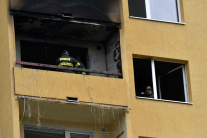 Nočný požiar v bytovom dome v Prešove