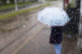 NEZABUDNITE SI DÁŽDNIK: Platí výstraha pred dažďom