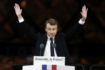 Prezidentské voľby vo Francúzsku vyhral Emmanuel M