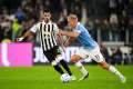 Lazio po historicky najlepšom štarte aj naďalej drží krok s Interom