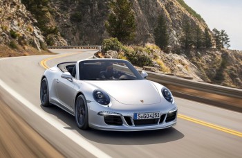 Druhá generácia Porsche 911 Carrera GTS 