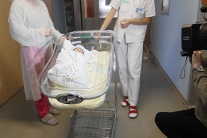 Nemocnica v Banskej Bystrici má nové vozíky
