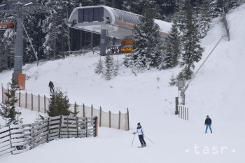 Bodku za lyžiarskou sezónou v Jasnej a vo V. Tatrách dajú tento víkend