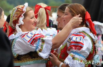 SLOVENSKÝ DEŇ KROJA: Prišlo 650 folkloristov, predstavili i kroje