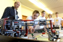 Robotická súťaž First Lego