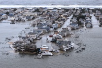 Američania sa spamätávajú po búrke Sandy 