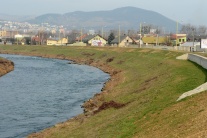Protipovodňová hrádza na rieke Hornád v Košiciach