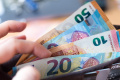 Ekonomická nálada na Slovensku sa v máji 2023 opäť mierne zhoršila