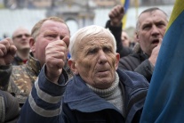 Protesty na Ukrajine pokračujú