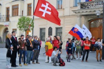 Protest proti základniam NATO a vojne v Trnave 