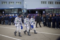 veda vesmír výskum ISS Kazachstan posádka Rusko NA