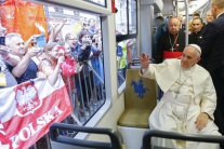 Poľsko pápež návštevy|viera náboženstvo ľudia svia