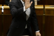 Premiér Fico ustál svoj post