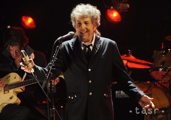 Bob Dylan po zisku Nobelovej ceny: Je to cena vhodná pre pesničkára?