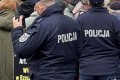 Pri útoku v centre Varšavy bol zranený občan Indie