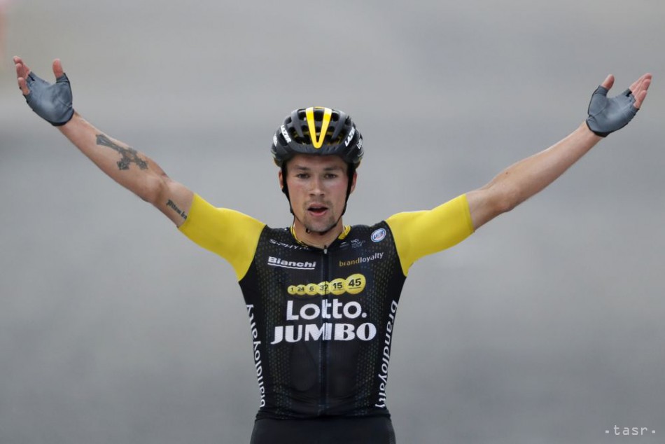 Slovinský cyklista Primož Roglič sa raduje z víťazstva v 19. etape TdF z Lourdes do Laruns 27. júla 2018. Foto: TASR/AP