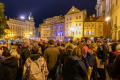 Českí poslanci budú o koncesiách hlasovať v noci, ľudia protestujú