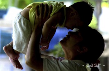 Thajsko ako prvá krajina Ázie eliminovalo prenos HIV z matky na dieťa 
