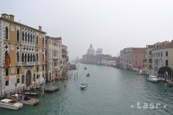 Benátky by mohli v novom roku zaviesť vstupné pre návštevníkov
